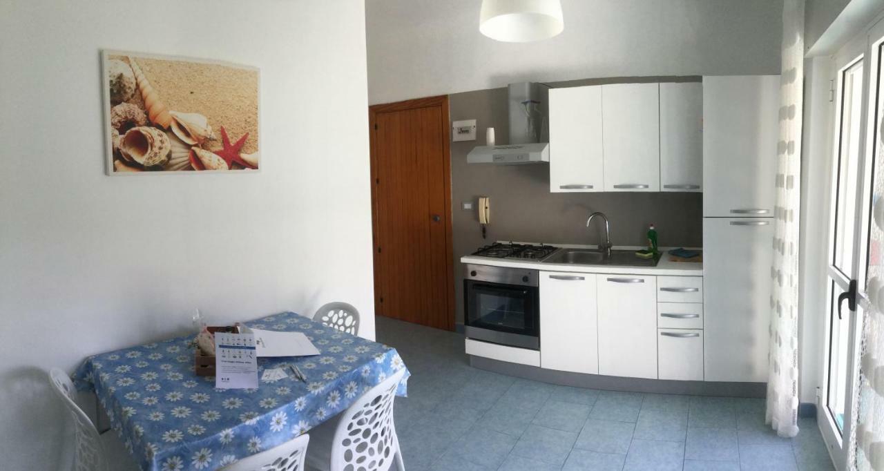 Residence I Faraglioni Mattinata Exterior foto